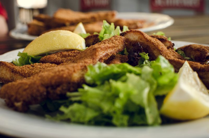 Crispy calamari rings appetizer